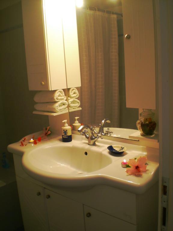 Paros Rita Studios Piso Livadi Cameră foto