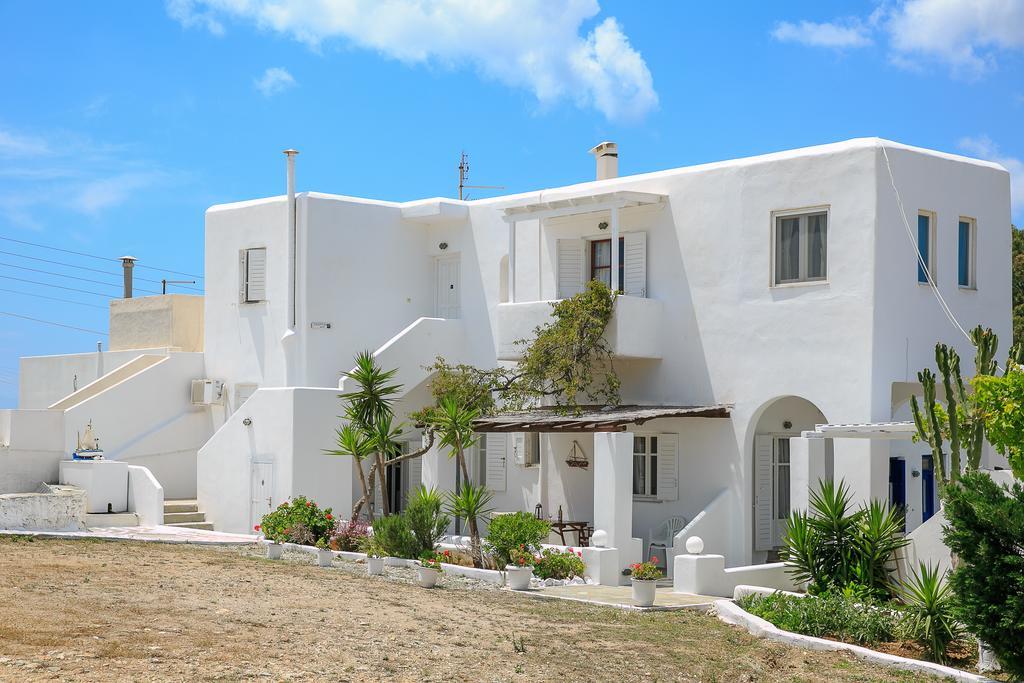 Paros Rita Studios Piso Livadi Cameră foto